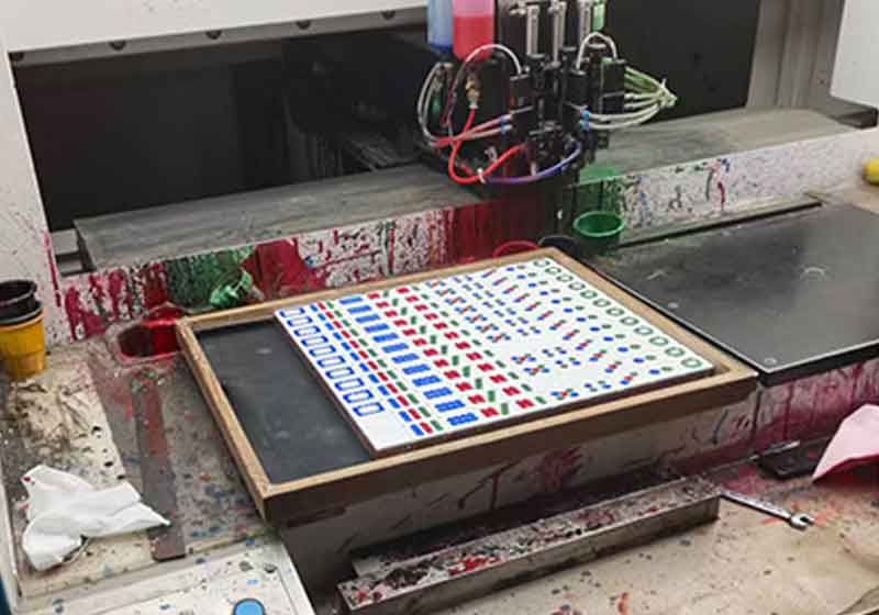 Custom-Logo-Mahjong-Printing-and-Engraving